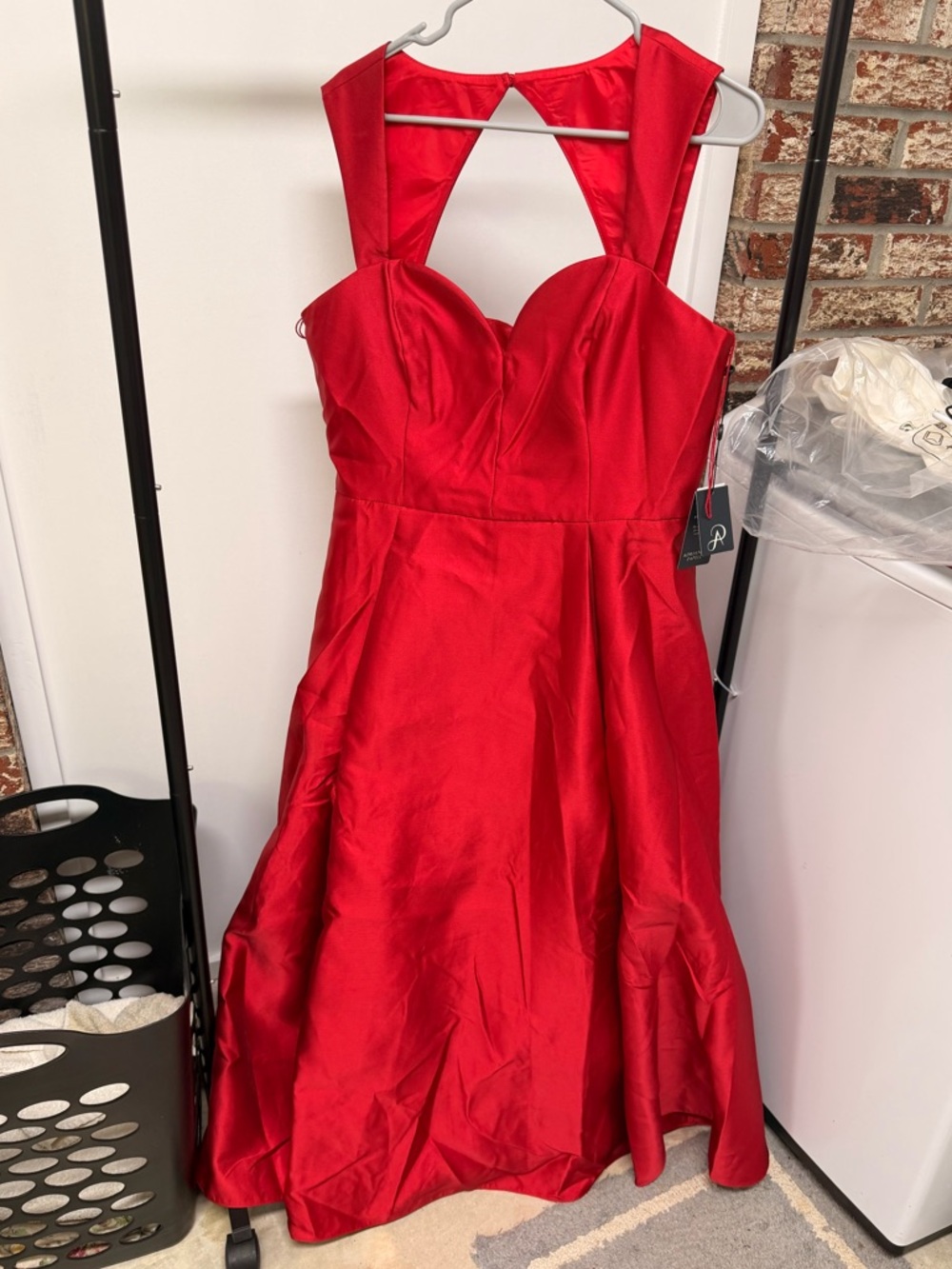Adrianna Papell Red Satin Sweetheart Dress NWT Size 14